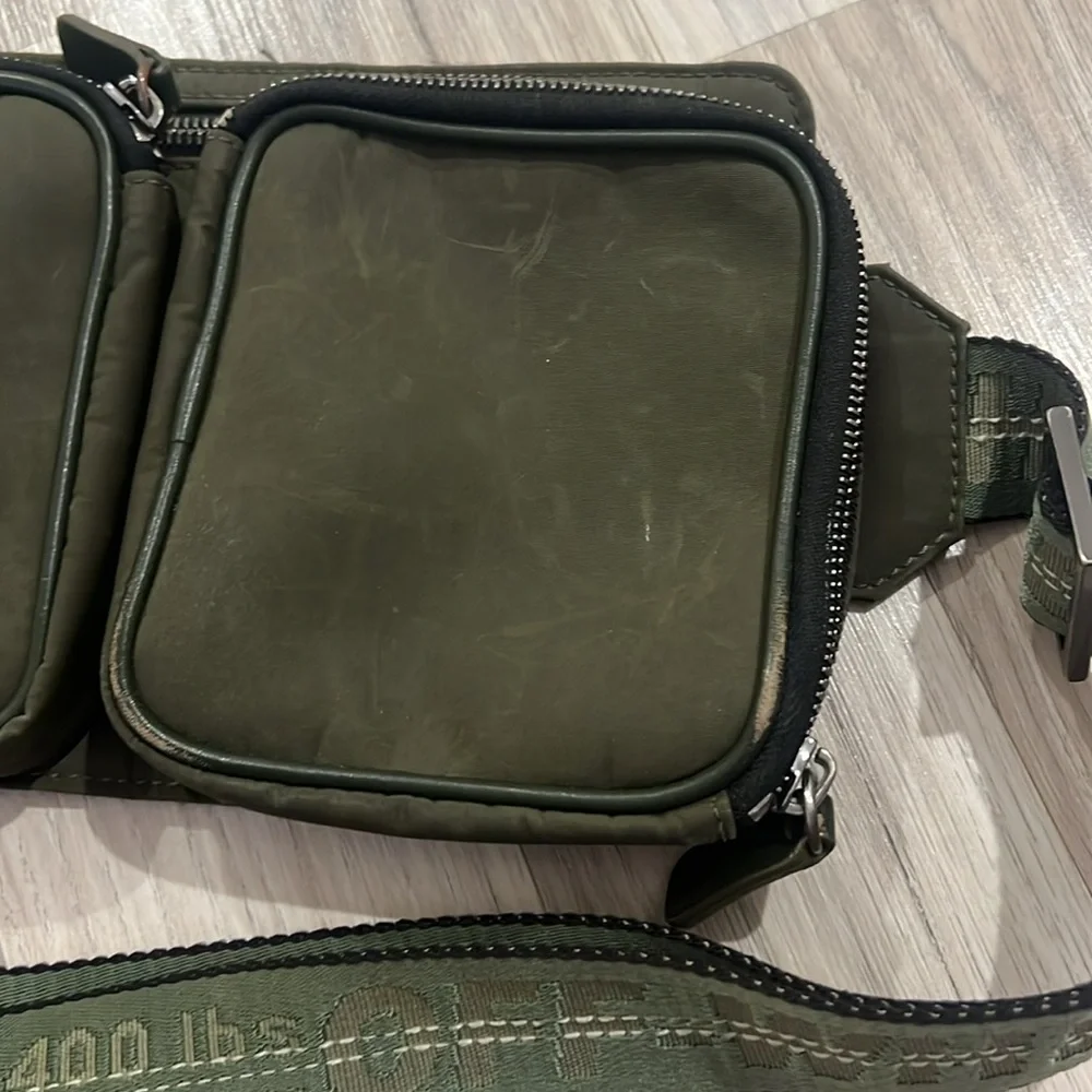Rare Off-White multi compartment crossbody bag